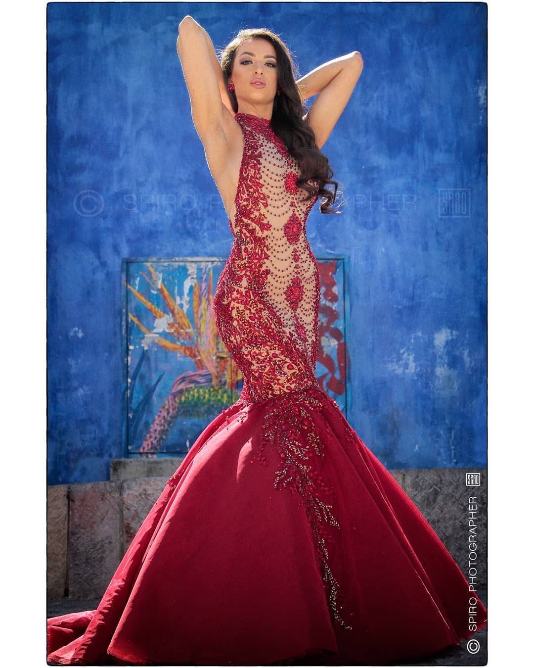 Beautiful,
Ashleigh @ashleighwild_ 
@missglobalengland_ 

Wearing only the very finest in evening gowns from the renowned, 
Leo Almodal @leoalmodal 

Photographed in Oaxaca city, 
for @missglobalofficial 

copyright
📷 © @spiro_photographer 
Spiro Polichronopoulos 

Assistant: @dabeatlo 
Coach & syling: @iam_seydinaallen 

#ellegance #gorgeous #shapely #model #modeling #eveninggowns #eveninglook #red #woman #photography #photographerlife #photoshoot #missglobalofficial #oaxacafotografo #oaxaca #england #beauty #bestjobintheworld #bestjobever #luckyme