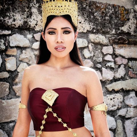BTS

@missglobalofficial
@_itsjaynee
Jannie Lam - Ms Asian Las Vegas 2018 © copyright 
A quick photo of Jannie, Miss Cambodia, from Mitla Pueblo Magico photo sessions. 
Designer: @sambath______
© @spiro_photographer
Spiro Polichronopoulos

#photographerlife #bestjobintheworld #bts #missglobalofficial #oaxacafotografo #oaxaca #lovemyjob #asian #asianbeauty #cambodian #luckyme #beauty #nationalcostume #women