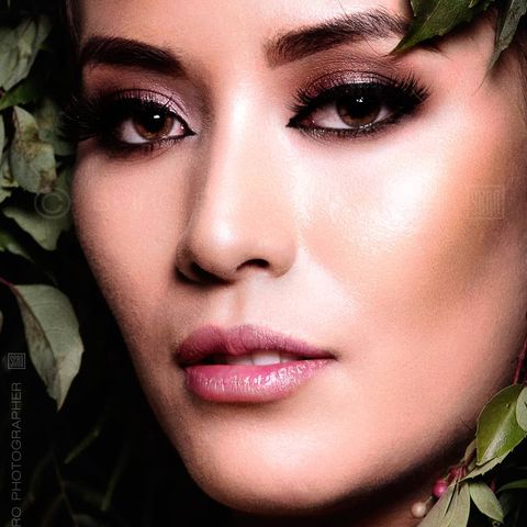PORTRAIT ~ RETRATO
BIODIVERSITY ~ BIODIVERSIDAD
© copyright

@melaniefloresv by
© @spiro_photographer
Spiro Polichronopoulos

FOTOGRAFO
Con Cita:
52 1 951-327-9249
Moda, Retratos, Boudoir, Editorial,
Corporativo, Boda, Quinceañera

#biodiversity #biodiversidad #model #natural #nature #floral #portrait #retrato #photography #fotografo #oaxacafotografo

WARNING: This image is copyrighted and may not be used without permission and credit. When authorized, this image may only be used as a SHARED POST from my professional page. All other options will be immediately reported and removed.
No edited version or any other use is permitted unless authorized in writing.
Please inbox me for details