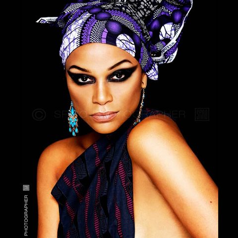 EDITORIAL © copyright
@spiro_photographer

#editorial #afrofashion #africanheadwraps #african #magazineshoot #photographer #oaxacafotografo #oaxaca #retrato #portrait #smokeyeye #intense
